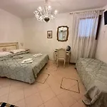 Alloggi Santa Sofia 4*