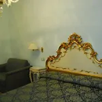 Bed and Breakfast Alloggi Santa Sofia Βενετία