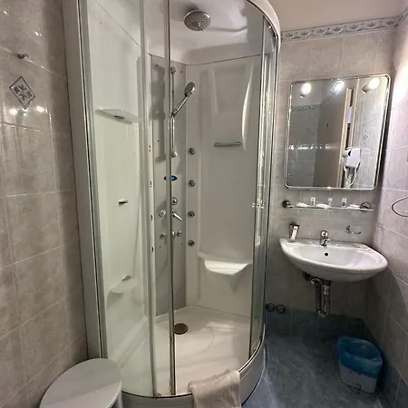 Alloggi Santa Sofia 4*