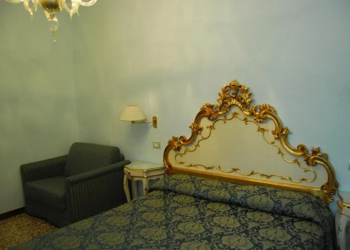 Bed & Breakfast Alloggi Santa Sofia Benátky