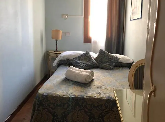 Panzió Alloggi Santa Sofia 3*