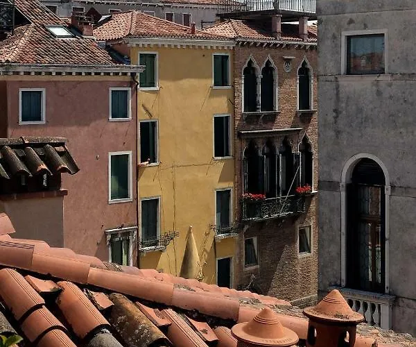 Alloggi Santa Sofia Velence